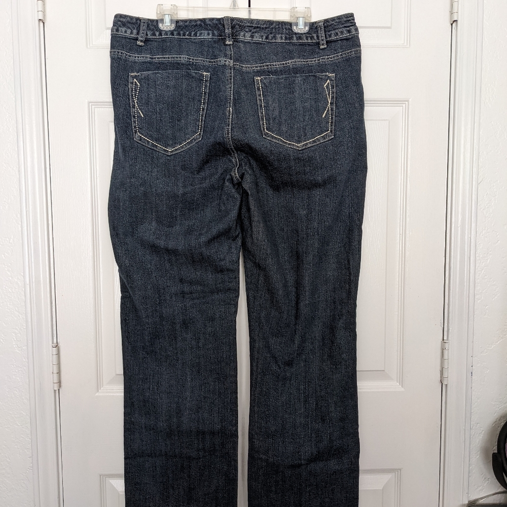 AVENUE JEANS - Picture 4 of 7